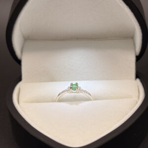 Anillo Esencia Esmeralda