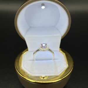 anillo con amatista natural