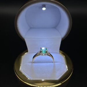 anillo oro 18k con esmeralda