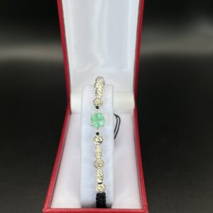 manilla en plata con herraje esmeralda
